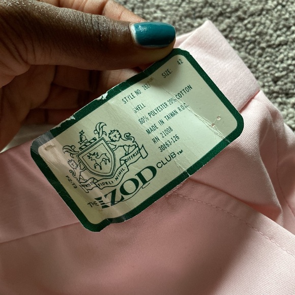 Izod Shorts SIZE 42 - Picture 3 of 4